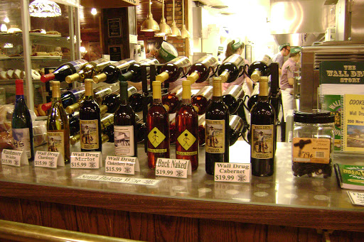 Winery «Valiant Vineyards Inc», reviews and photos, 1500 W Main St, Vermillion, SD 57069, USA