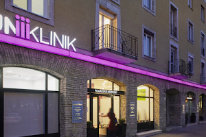 Dental and Implant Center Uniklinik image