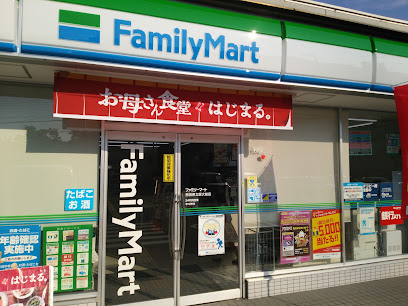 ファミリーマート 奈良県立医大前店