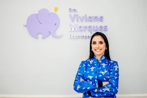 Dra. Viviane Marques - Odontopediatra Tijucas - Dentista de Crianças e Bebês image