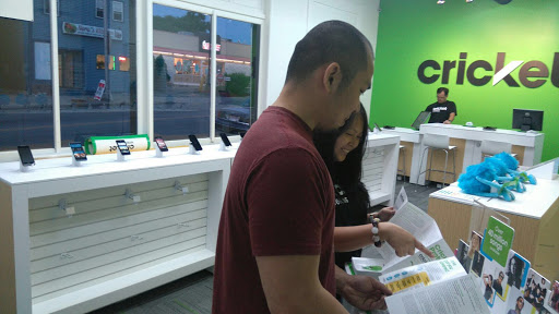 Cell Phone Store «Cricket Wireless Authorized Retailer», reviews and photos, 33 S Broadway, Lawrence, MA 01843, USA