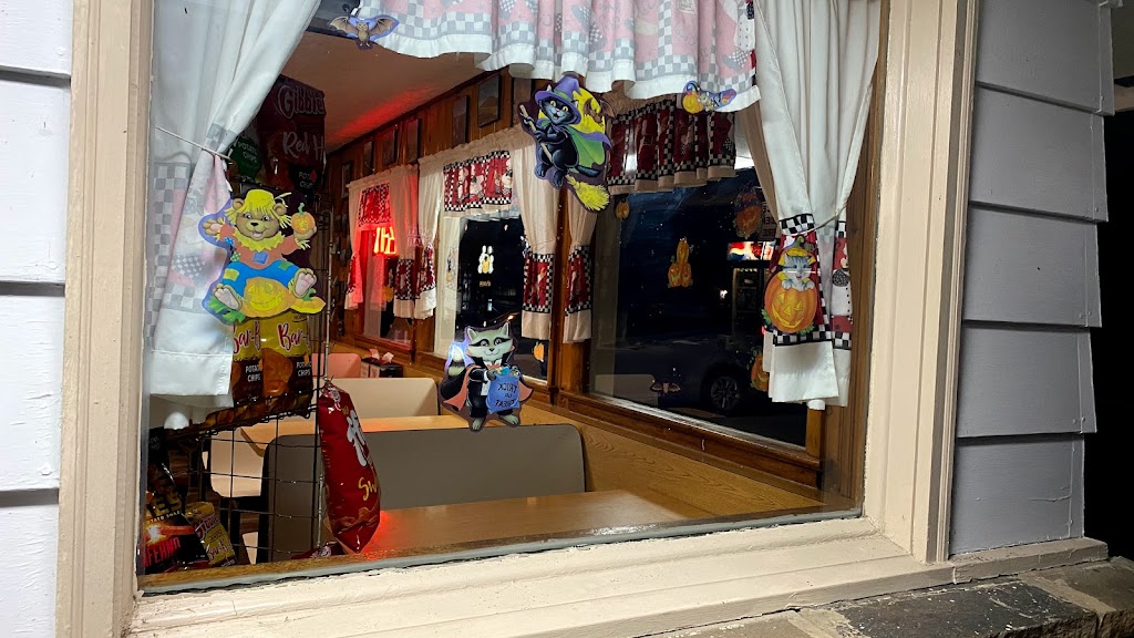 Fox's Pizza Den 26802