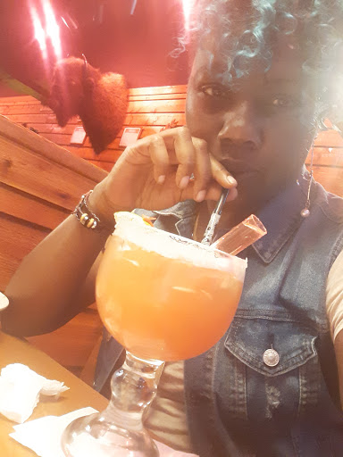 Shopping Mall «Merritt Park Shopping Center», reviews and photos, 1762 Merritt Blvd, Dundalk, MD 21222, USA