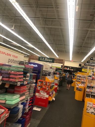 Office Supply Store «Staples», reviews and photos, 1075 N Main St, Warrington, PA 18976, USA