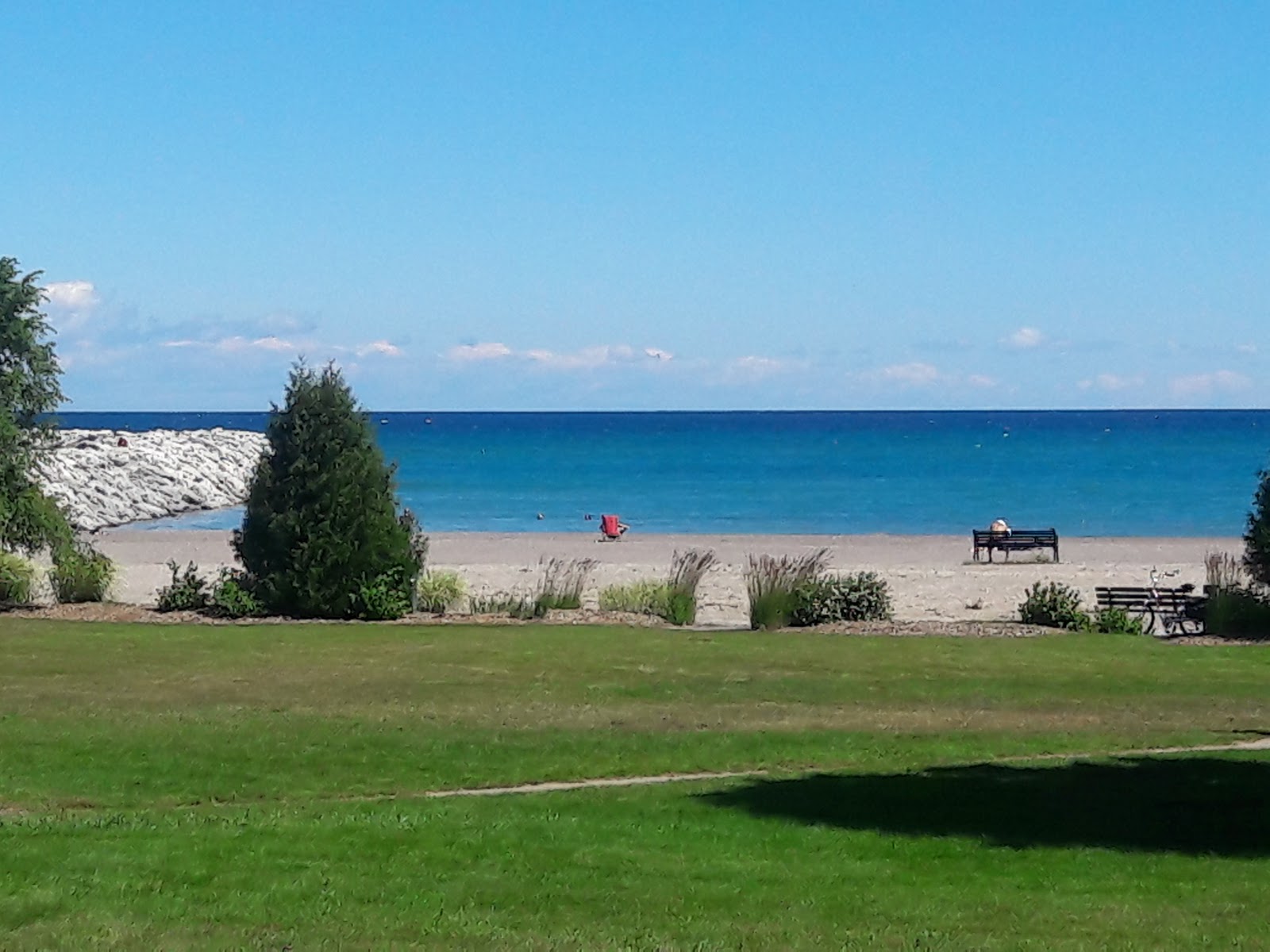 Photo of South Shore Park Beach with long straight shore