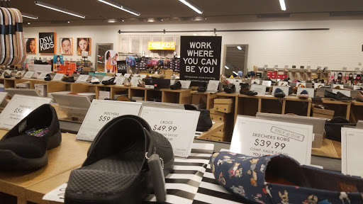 Shoe Store «DSW Designer Shoe Warehouse», reviews and photos, 367 Tarrytown Rd, White Plains, NY 10607, USA