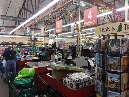 Grocery Store «Grocery Outlet Bargain Market», reviews and photos, 1203 N State St, Ukiah, CA 95482, USA