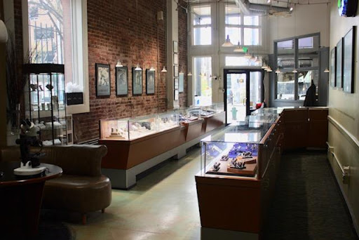 Jewelry Store «Robbins Brothers», reviews and photos, 2200 1st Ave, Seattle, WA 98121, USA