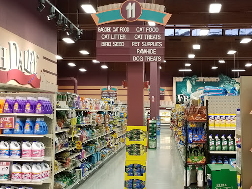 Supermarket «Giant Eagle Supermarket», reviews and photos, 4401 Mayfield Rd, South Euclid, OH 44121, USA