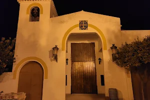 Ermita del Calvario image