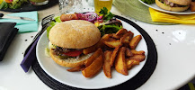 Hamburger végétarien du Restaurant français le bistrot du pont à Chauzon - n°1