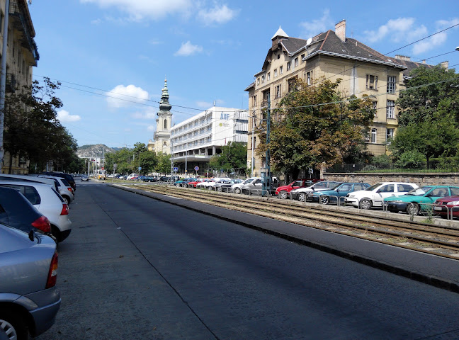 Általános Vállalkozási Főiskola - Egyetem