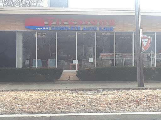 Tire Shop «Firestone Complete Auto Care», reviews and photos, 987 N Main St, Providence, RI 02904, USA