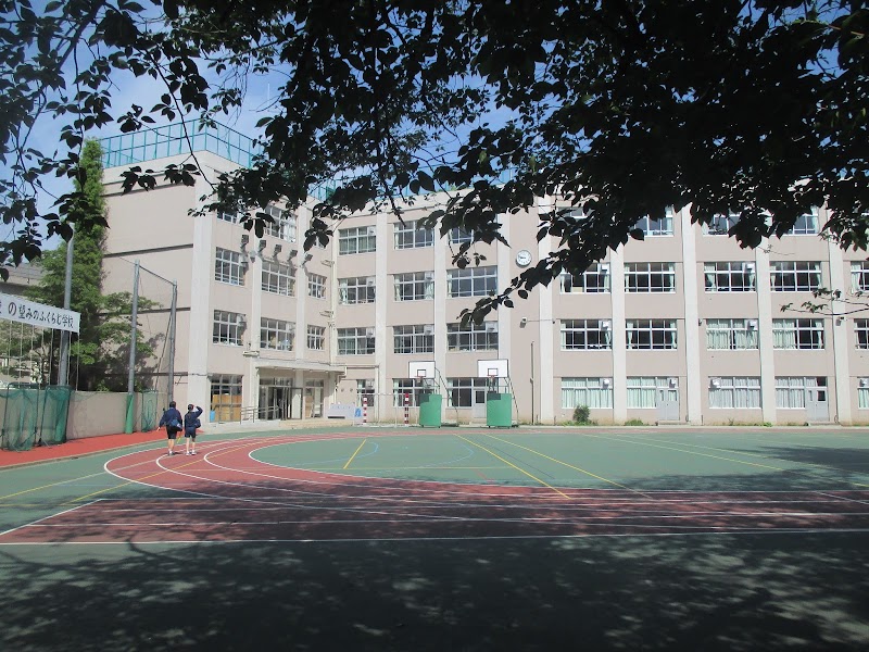 台東区立上野中学校