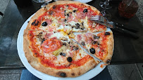 Pizza du Restaurant italien L'Auberge Calabraise à Paris - n°15
