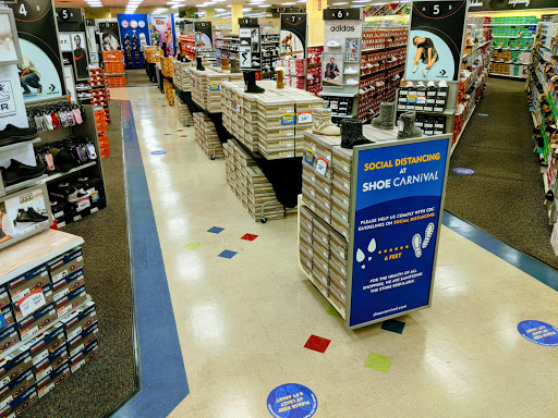 Shoe Store «Shoe Carnival», reviews and photos, 5606 S Broadway Ave, Tyler, TX 75703, USA