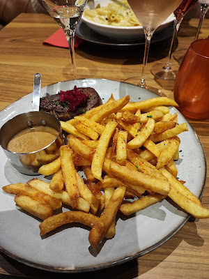 The Best à Compiègne