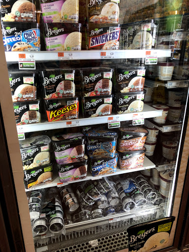 Supermarket «Food Universe Marketplace», reviews and photos, 70-63 Parsons Blvd, Fresh Meadows, NY 11365, USA