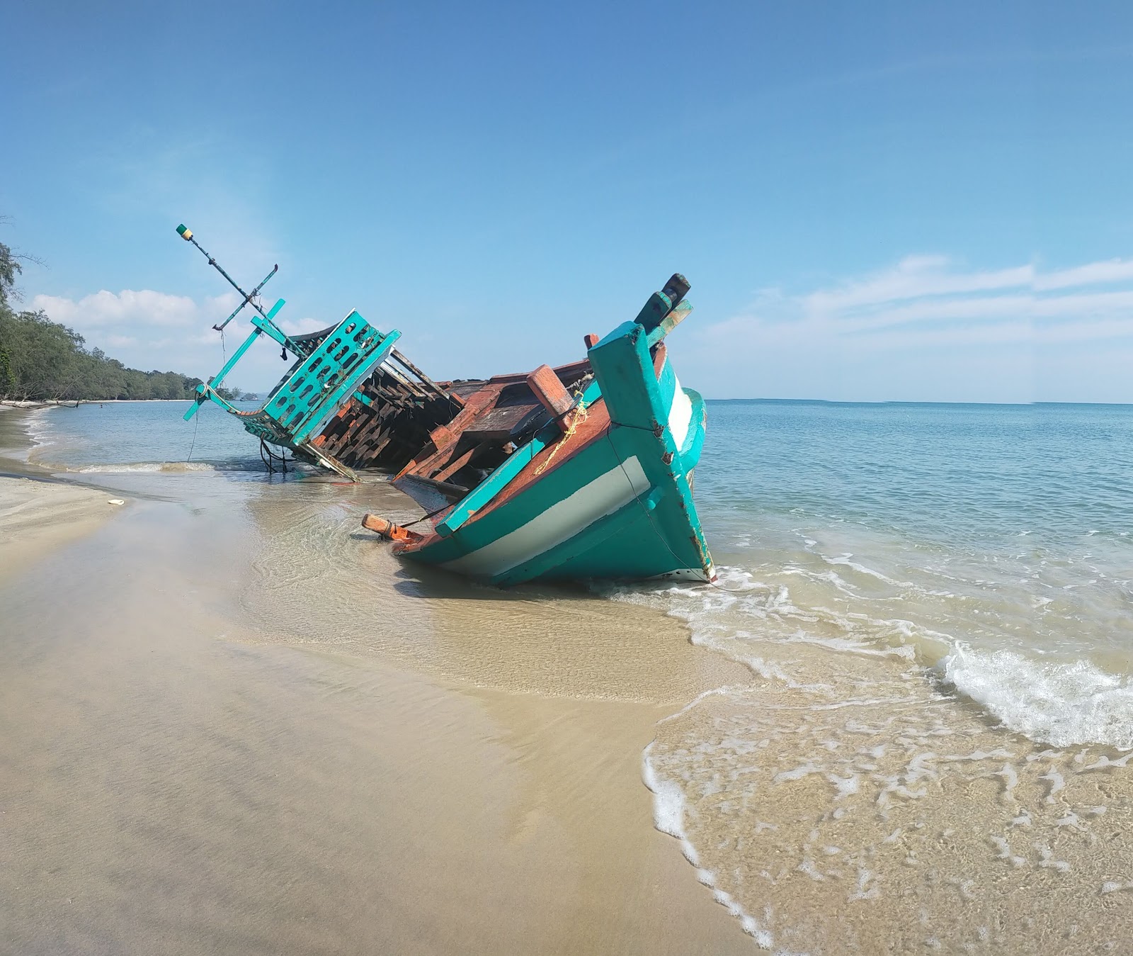 Sampoch Island Beach 🏖️ 柬埔寨西哈努克王子, 柬埔寨- 详细特色、地图、照片