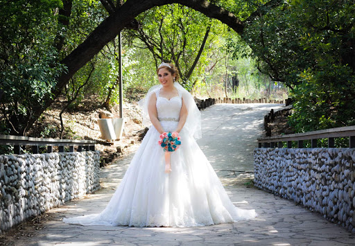 Renta de vestidos de novia Monterrey Imperio Novias