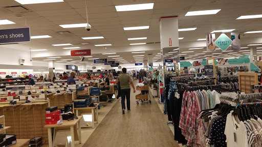 Department Store «Marshalls & HomeGoods», reviews and photos, 701 NJ-440, Jersey City, NJ 07304, USA