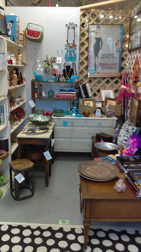 Thrift Store «County Line Thrift Store», reviews and photos, 4130 Charles Hardy Pkwy, Dallas, GA 30157, USA