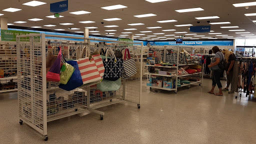 Clothing Store «Ross Dress for Less», reviews and photos, 6711 Westminster Ave, Westminster, CA 92683, USA