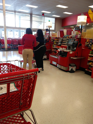 Department Store «Target», reviews and photos, 8282 Golden Link Blvd, Northfield, OH 44067, USA