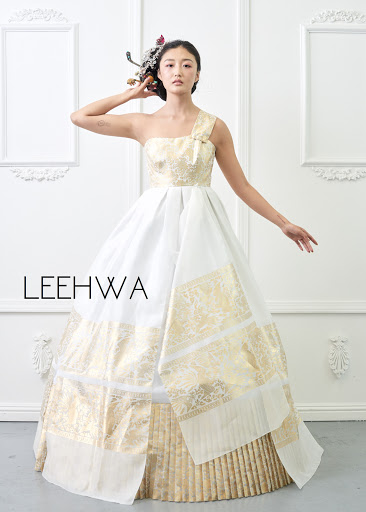 LeeHwa Wedding and Korean Traditional Dress
