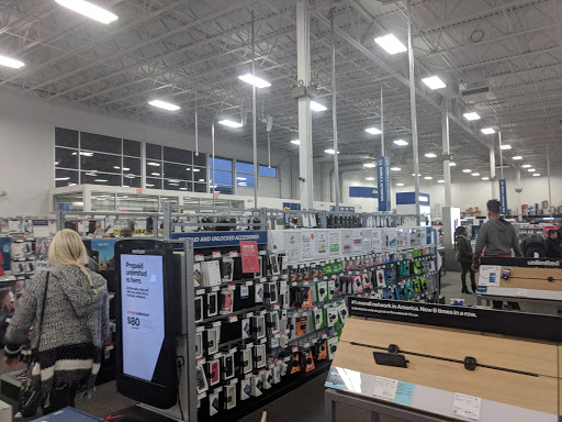 Electronics Store «Best Buy», reviews and photos, 5085 Shelbyville Rd, Louisville, KY 40207, USA