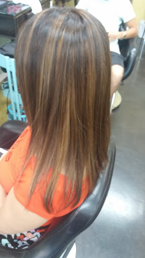 Hair Salon «DejaVu Hair & Design», reviews and photos, 11969 S Apopka Vineland Rd, Orlando, FL 32836, USA