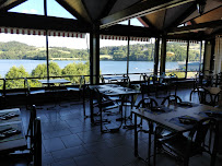 Atmosphère du Domaine du Lac Restaurant à Aydat - n°1
