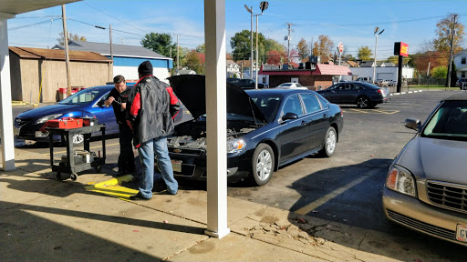 Auto Parts Store «Advance Auto Parts», reviews and photos, 30 Milton Blvd, Newton Falls, OH 44444, USA