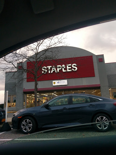 Office Supply Store «Staples», reviews and photos, 2100 Nesconset Hwy, Stony Brook, NY 11790, USA