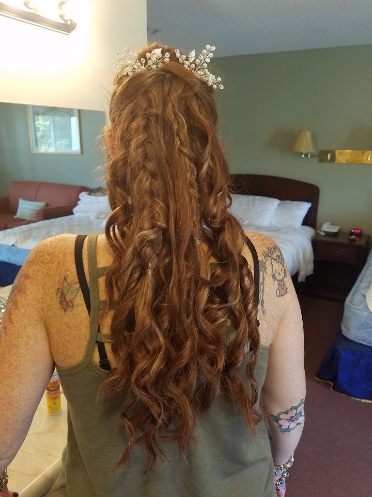 Rail City Salon 05478