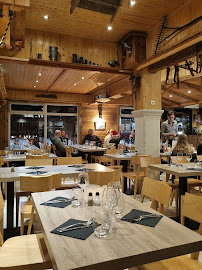 Atmosphère du Restaurant Pizzeria Le Verdon à Foux d'Allos (La) - n°10
