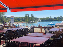 Atmosphère du Restaurant français Grand Café du Lac à Libourne - n°3