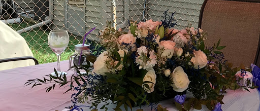 Grocery Store «Strack & Van Til Food Market», reviews and photos, 999 W Old Ridge Rd, Hobart, IN 46342, USA