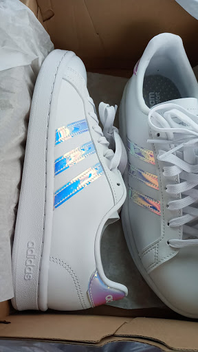 Shoe Store «Shoe Carnival», reviews and photos, 2105 N Prospect Ave, Champaign, IL 61822, USA