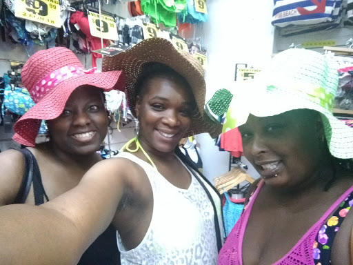 Tobacco Shop «Samaya Smoke shop», reviews and photos, 1419 Washington Ave, Miami Beach, FL 33139, USA