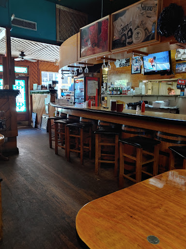 Bar & Grill «Richards Restaurant & Lounge», reviews and photos, 19 N McIntosh St, Elberton, GA 30635, USA