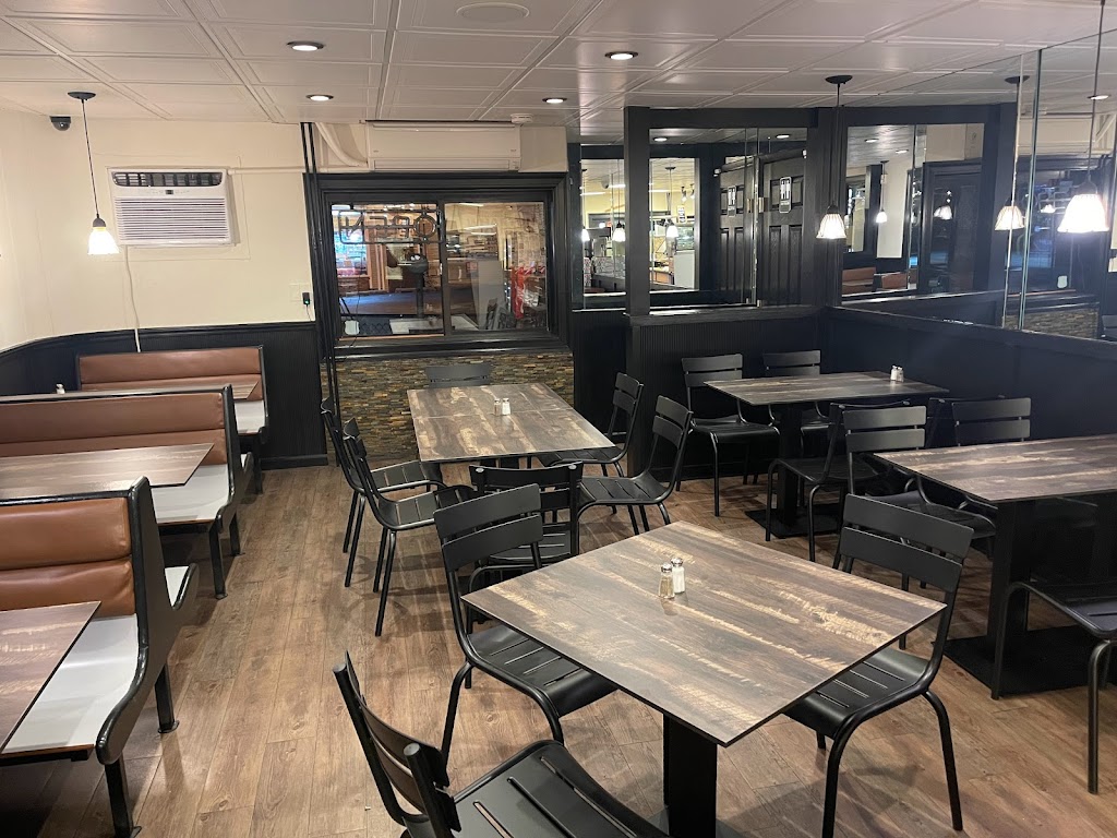 Maria's Pizzeria And Restaurant 07885