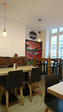 Atmosphère du Restaurant de hamburgers Les Toulous'hein à Toulouse - n°11