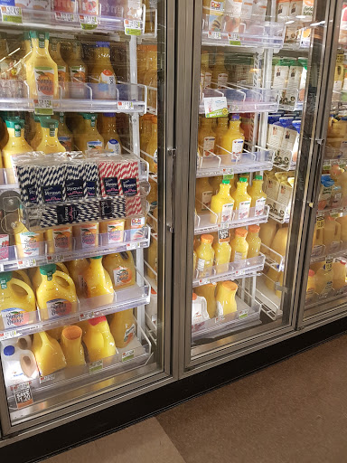 Grocery Store «Hannaford Supermarket», reviews and photos, 773 Stillwater Ave, Bangor, ME 04401, USA