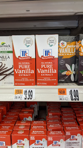 Grocery Store «Stop & Shop», reviews and photos, 713 E Broadway, South Boston, MA 02127, USA