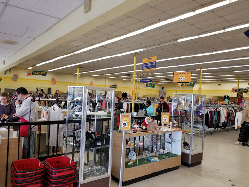 Thrift Store «Thrift Town», reviews and photos, 5700 Manchaca Rd #240, Austin, TX 78745, USA