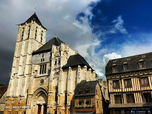 attractions Église Saint-Ouen Pont-Audemer