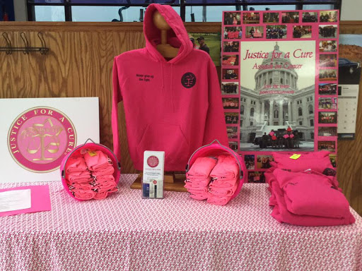 Used Car Dealer «Ubersox Used Car Super Store», reviews and photos, 101 W 8th St, Monroe, WI 53566, USA