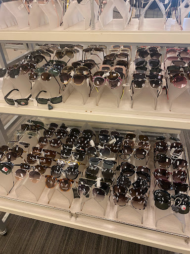 Department Store «Nordstrom Rack The Shops at Midtown Miami», reviews and photos, 3201 N Miami Ave, Miami, FL 33127, USA