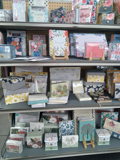 Home Goods Store «Tuesday Morning», reviews and photos, 1725 N Dysart Rd, Avondale, AZ 85392, USA